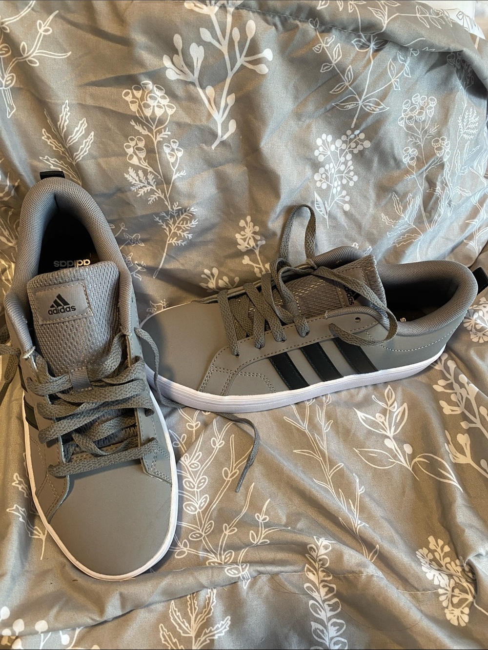 adidas Gray Low-Top Sneakers with Black Stripes